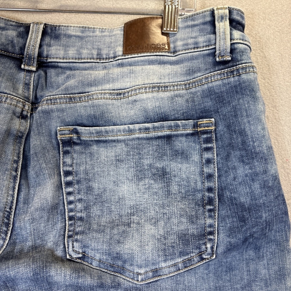 Maurices M Jeans Mid Rise Capri 18 Light Wash Blue Stretch Women 18W - Picture 5 of 11